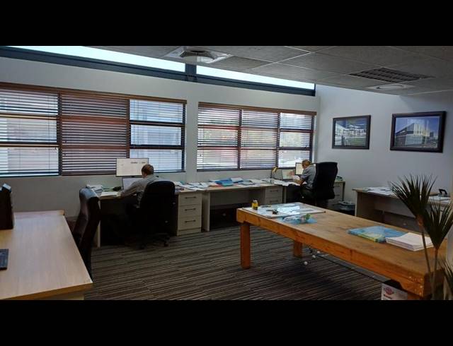 BUSINESS PROPERTY TO RENT IN IRENE